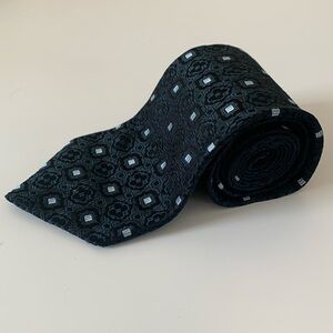 Tino Cosma 100% silk Neck Tie